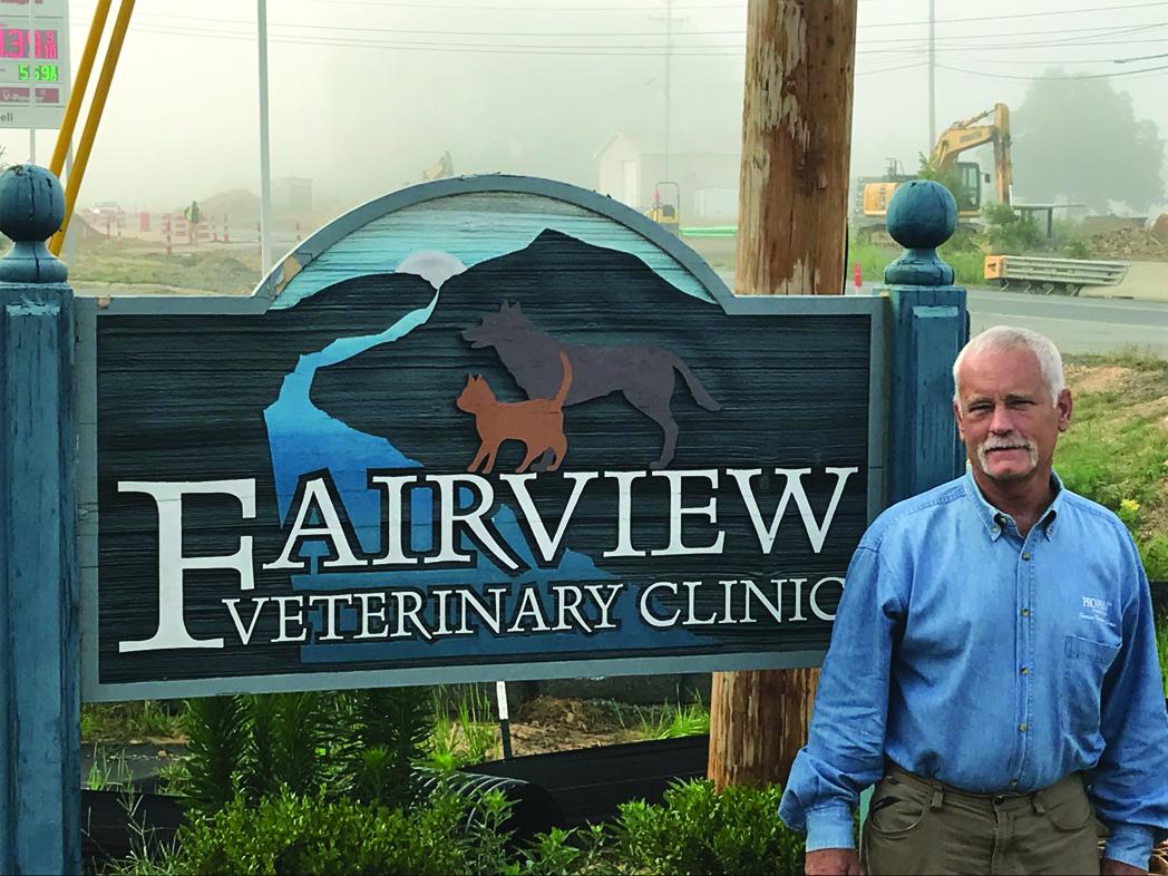 Howard retires from Fairview Veterinary Clinic after 42 years of