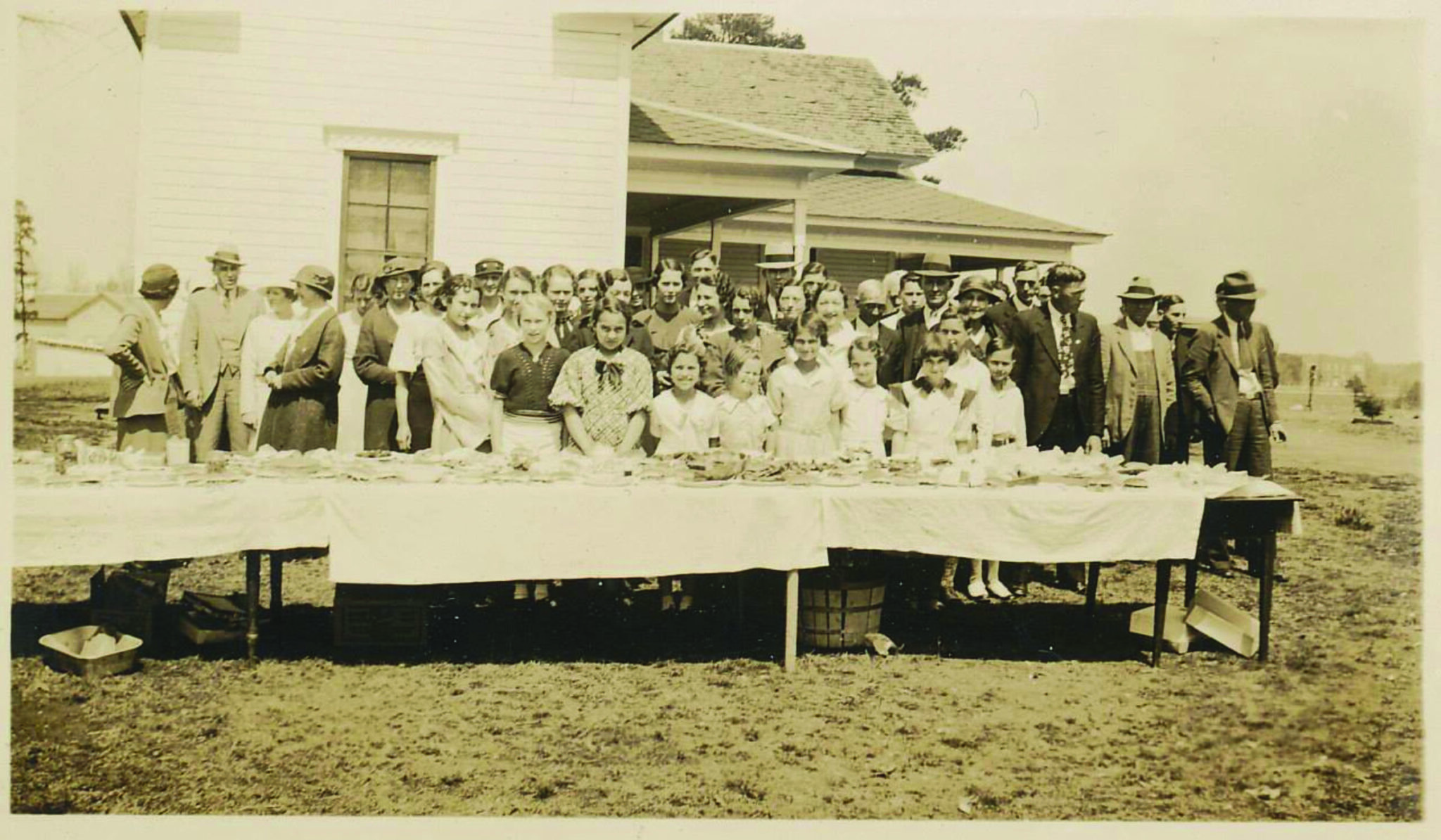 PEEKING INTO THE PAST Peeler Reunion The Stanly News & Press The